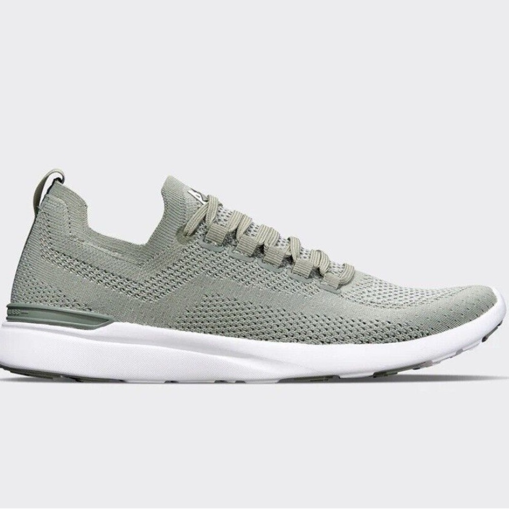 New in box APL TechLoom Breeze Sneakers